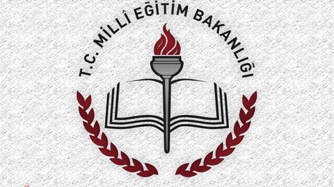 MEB, etek boyu ölçen müdüre cezayı kesti