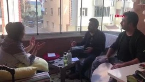 Koronavirüs için 'evde kal' şarkısı yaptılar