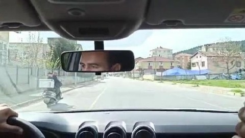 Yasağa uymayan motosikletli ile polis arasında kovalamaca