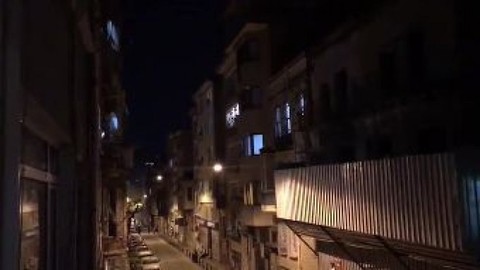 İstanbul'da 1 Mayıs coşkusu: Havai fişekler ve marşlarla kutlama