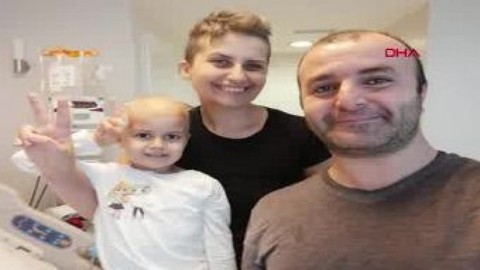 Öykü Arin'den iliğiyle can veren babasına 'kalp' dolu hediye