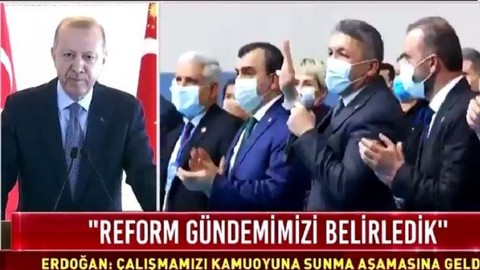 Erdoğan, kadın ve gençlik kollarını görmek istedi; kameralar çevrilince şoke oldu