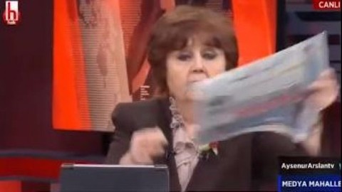 Gazeteci Ayşenur Arslan'dan Bahçeli'nin Basın Danışmanı Yıldıray Çiçek'e sert yanıt