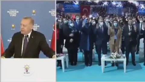 AKP kongresinde Müslüm Gürses çalınca Erdoğan: Orhan Baba'ya sağlık!