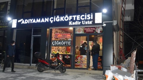 Çiğ köfte ‘acılı’ diye çalışanın darp edildiği işletmeye ikinci saldırı