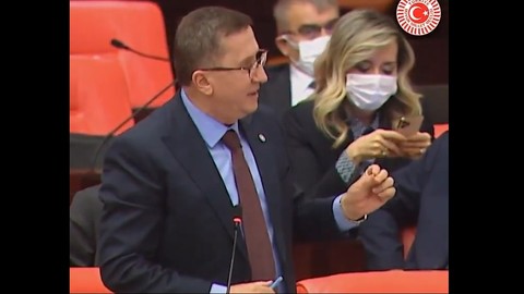 İYİ Partili vekil AKP'lilerin yüzüne söyledi: AK Partili belediyeler tarafından yapılan insan kaçakçılığı...