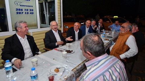 Kılıçdaroğlu ve Mansur Yavaş Ankara'da taksici esnafı ile iftar yaptı