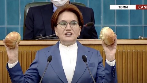 Meral Akşener: Yakarsa dünyayı garipler yakar