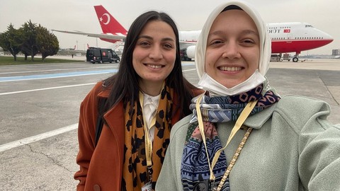 Resmi ziyarette skandal fotoğraf: AKP'li isimler devletin uçağında!