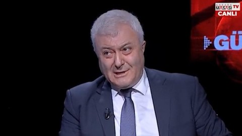 Tuncay Özkan, Erbakan ile anısını anlatırken ağladı