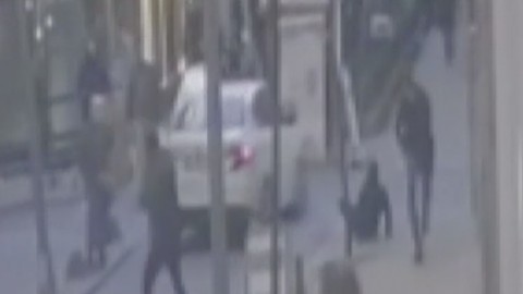 Nişantaşı'nda sokak ortasında silahlı saldırı kameralara yansıdı