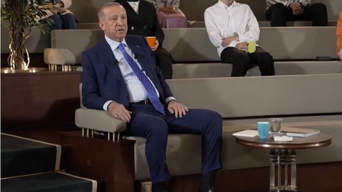 Erdoğan: Atatürk Havalimanı'nda bir ihtimal pistleri kaldırmayacağız