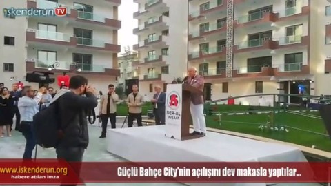 Antakya'daki site depremde yerle bir oldu