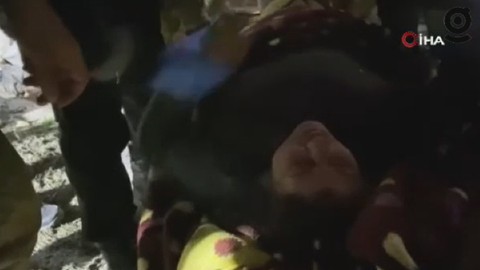 Göçük altından kurtarıldı, ilk sözleri 'Hepinizi çok seviyorum' oldu