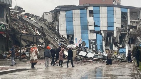 İsias Otel'de ölen rehberin enkazdan gönderdiği ses kaydı ortaya çıktı: 'Belden aşağımız ezildi...'