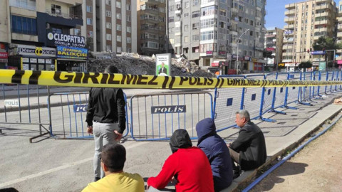Şanlıurfa'da çöken binanın enkazında arama kurtarma çalışmaları tamamlandı