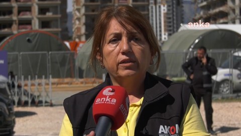 Deprem bölgesinde görev yapan sağlıkçı kadınlar: Kadın her şeye alışıktır, her şartta da çalışır