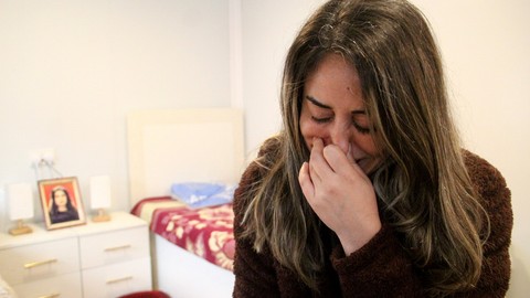 Depremde tüm sevdiklerini kaybetti: Leyla Kokusever hayata tutunmaya çalışıyor