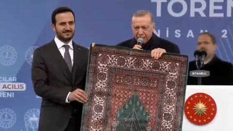 "Bir seccadeyi hangisi daha çok kirletir?"
