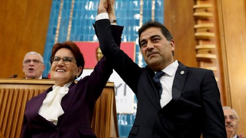 İYİ Parti'ye katılan Ünal Karaman: 'AKP ve MHP'den teklif aldım'