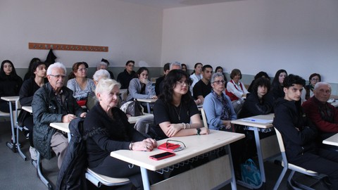 Yaşlanmayanların okulu: Sadece 60 yaşından büyükler kabul ediliyor