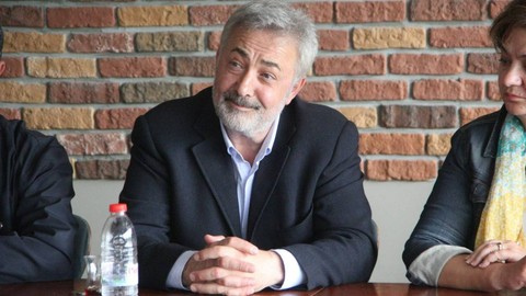 Mehmet Aslantuğ'dan yeni aşk iddialarına yalanlama