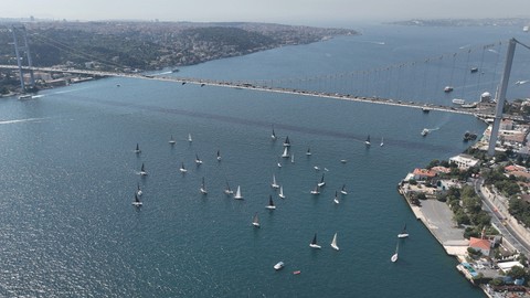 İstanbul Boğazı’nda kartpostallık görüntüler ortaya çıktı!