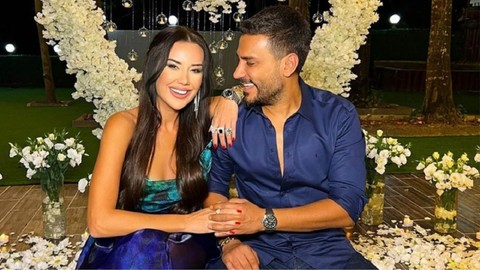 Dilan Polat, tedavisi olmayan 'Lupus' hastalığına yakalandığını açıklandı
