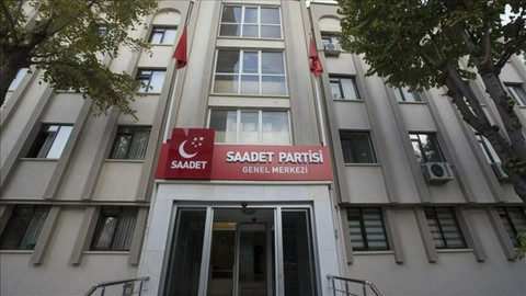 Saadet Partisi adayını açıkladı: İBB'ye bir talip daha!