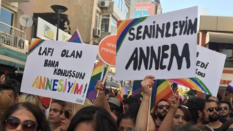 LGBTİ+ ailelerinden Cumhurbaşkanı Erdoğan’a açık mektup: “Yıllar önce söylediğiniz gibi çocuklarımızın haklarını teslim edin”