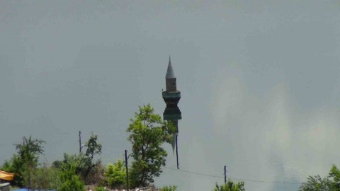 Bir köy sular altında kaldı!
