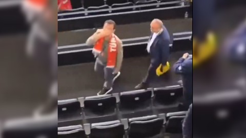 İmamoğlu'ndan "Erdoğan" tezahüratı yapan AKP'lilere 'öpücüklü' yanıt