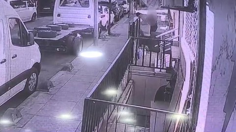Sokak Yürüyen Hamile Kadını Taciz Etmeye Kalktı