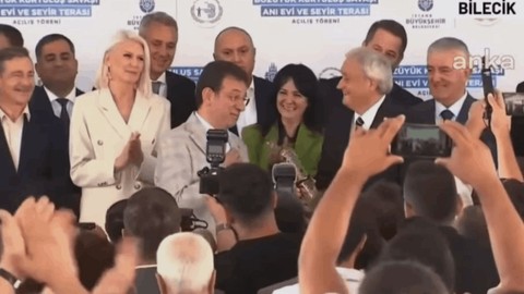 İmamoğlu'na Manidar Hediye