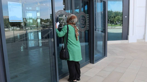 Sınava Geç Kaldı, Ricası İşe Yaramadı