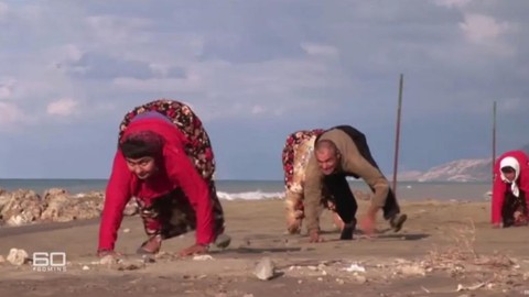 Üç Çocuktan Biri Dört Ayak Üzerinde Yürüyor: Bilim İnsanları Hatay'da Yaşayan Ailenin Gizemini Çözdü