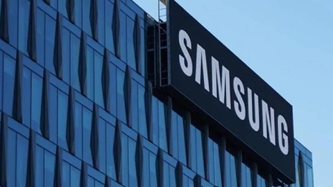 Teknoloji Devi Samsung Çakıldı