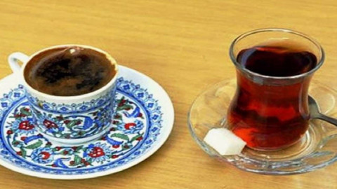 Çayın mı Yoksa Kahvenin mi Daha Sağlıklı Olduğu Ortaya Çıktı: Meğer Felç Riskini 2 Katına Çıkarıyormuş