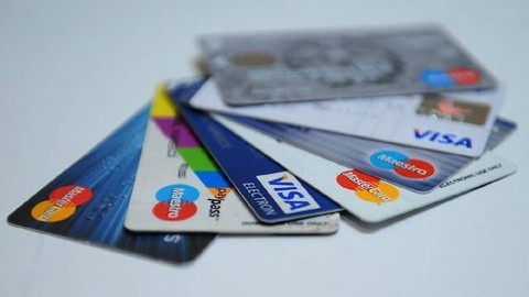 Kredi Kartları Patladı: Bankalar Tek Tek Açıkladı