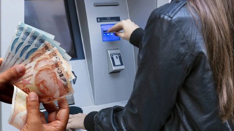 ATM'den Para Çekecekler Dikkat, Limitler Tümden Değişti! Para Çekme ve Yatırmada Yeni Dönem! Bu Paralar Artık Kabul Edilmeyecek