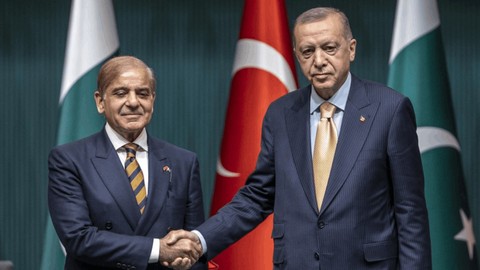 Pakistan Başbakanı'ndan Cumhurbaşkanı Erdoğan' Taziye Telefonu