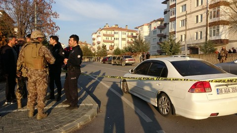 İfade Vermeye Gittiler, Karakol Çıkışı Yine Kavga Ettiler