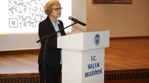 Selçuk Kent Konseyi Başkanı Güllü Kartal'dan 'Yoksulluk' Mesajı