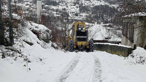 Sinop’ta Kar Çilesi, Yollar Kapandı, Ulaşım İmkansız Hale Geldi