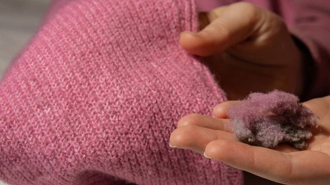 Kıyafetlerdeki Tiftikleri Temizlemenin Pratik Yolu: Anında Yok Ediyor