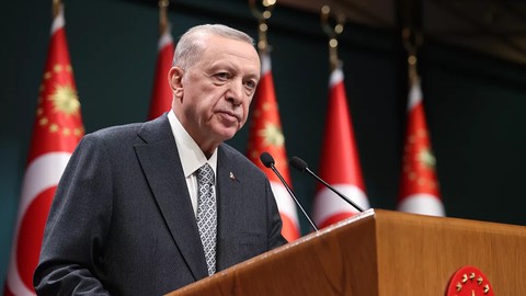 Cumhurbaşkanı Erdoğan'dan Şehit İtfaiye Erinin Ailesine Başsağlığı Mesajı