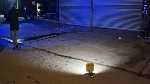 Kan Donduran Saldırı! Trafikte Karşılaştığı Damadını Silahla Vurdu