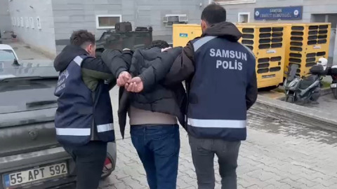  Samsun’da Araması Olanlara Polis Baskını