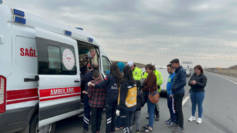 Tekirdağ'da Feci Kaza, 3 Kişi Yaralandı