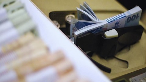 Borç Kıskacındaki Vatandaşlar Meclis Gündeminde